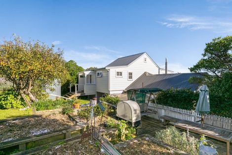 Photo of property in 52 Totara Road, Miramar, Wellington, 6022