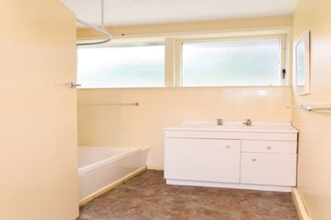 Photo of property in 2 Walter Street, The Glen, Dunedin, 9011