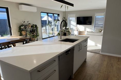 Photo of property in 31 Withers Crescent, Halswell, Christchurch, 8025