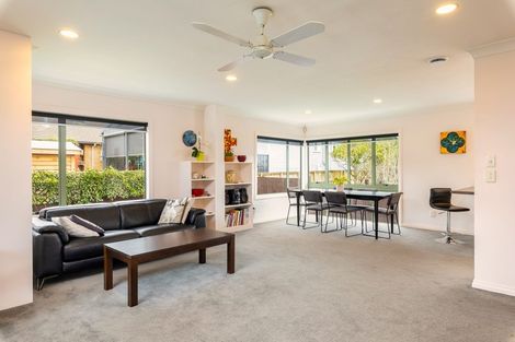 Photo of property in 90a Richardson Road, Mount Albert, Auckland, 1025