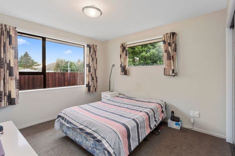 Photo of property in 2/22 Moffett Street, Islington, Christchurch, 8042