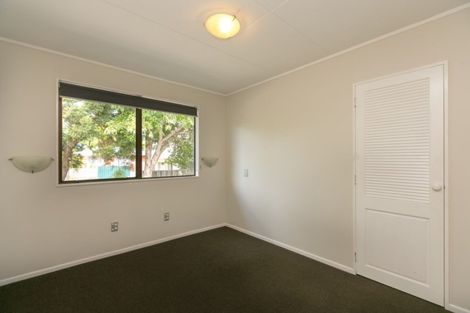 Photo of property in 10b Brierley Place, Marfell, New Plymouth, 4310