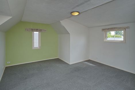 Photo of property in 35 Beauford Place, Parklands, Christchurch, 8083