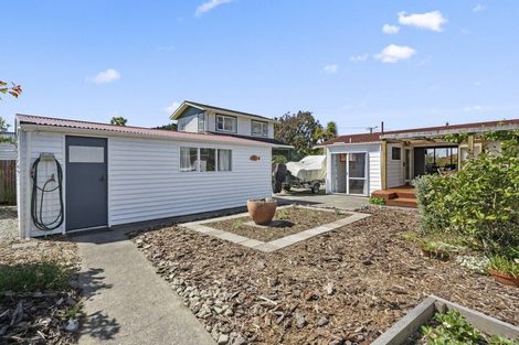 Photo of property in 41 Rangiuru Road, Otaki Beach, Otaki, 5512