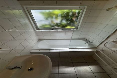 Photo of property in 1/136 Holly Road, St Albans, Christchurch, 8014