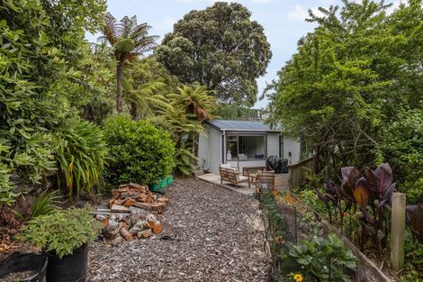 Photo of property in 46 Poplar Avenue, Raumati South, Paraparaumu, 5032