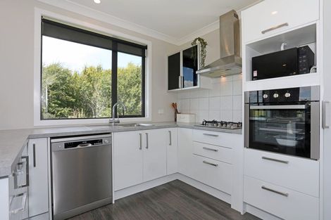 Photo of property in 6 George Street, Bulls, 4818