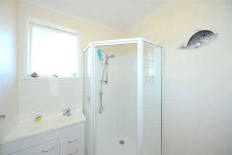 Photo of property in 1/29a Wainoni Road, Wainoni, Christchurch, 8061