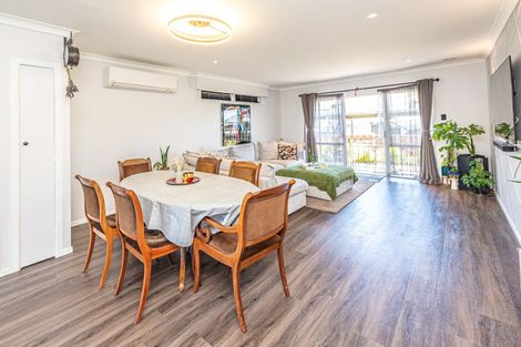 Photo of property in 3/5 Saint Leonard Street, Saint Johns Hill, Whanganui, 4501