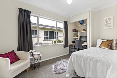 Photo of property in 26 Costley Street, Carterton, 5713