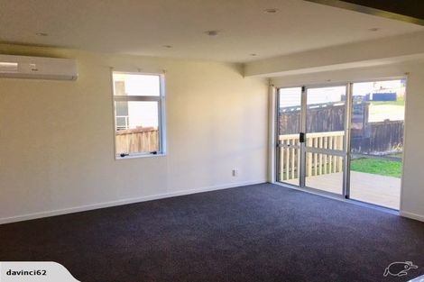 Photo of property in 8 Yemen Place, Ascot Park, Porirua, 5024