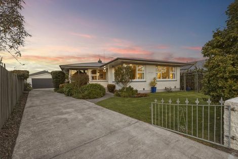 Photo of property in 20 Ramore Place, Redwood, Christchurch, 8051