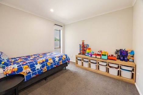 Photo of property in 2 Bibby Street, Waipawa, 4210