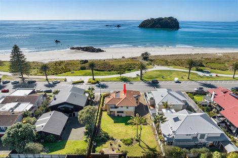 Photo of property in 32 Marine Parade, Mount Maunganui, 3116