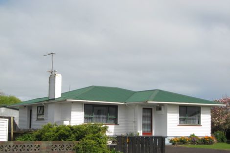 Photo of property in 18 Pamu Place, Waitara, 4320