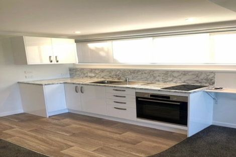 Photo of property in 20 Ensign Place, Hillcrest, Auckland, 0627