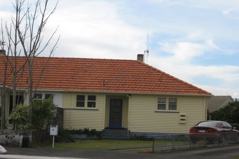 Photo of property in 8 Gardiner Place, Fairfield, Hamilton, 3214