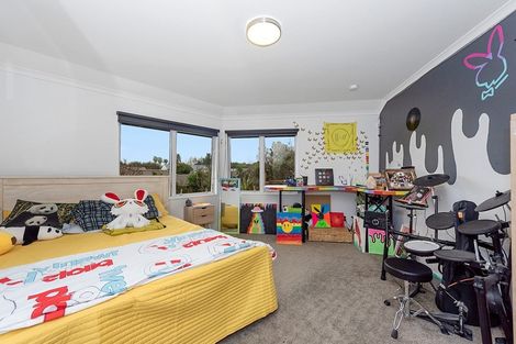 Photo of property in 13 Longwood Place, Harrowfield, Hamilton, 3210