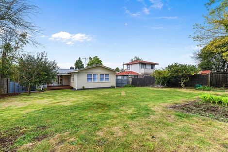 Photo of property in 17 Morris Road, Hillcrest, Hamilton, 3216
