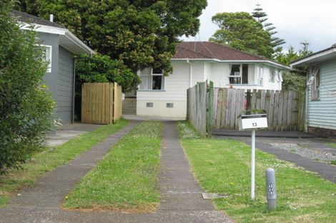 Photo of property in 13 Dalry Place, Mangere Bridge, Auckland, 2022
