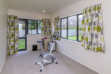 Photo of property in 13 Brandon Street, Otaki, 5512