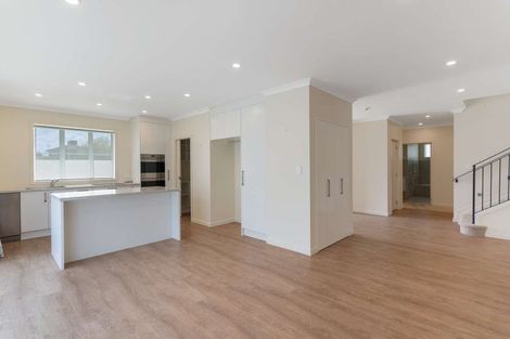 Photo of property in 71 Milano Boulevard, Karaka, Papakura, 2113