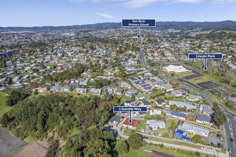 Photo of property in 1 Gamble Way, Massey, 0614