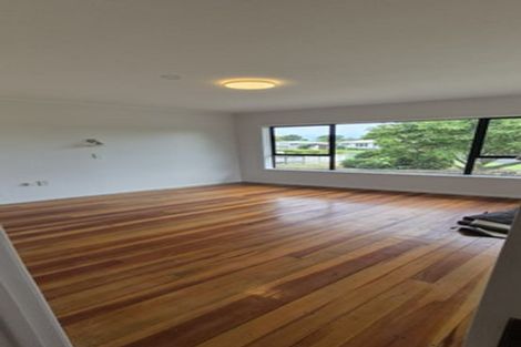 Photo of property in 3 Owens Road, Waiuku, 2123