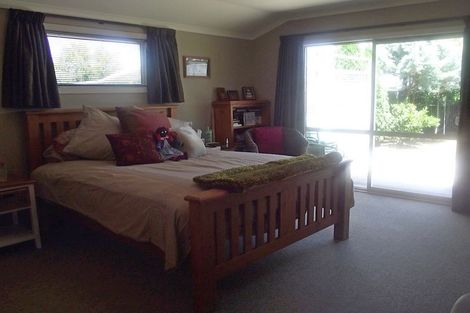 Photo of property in 31 Fisher Place, Carterton, 5713