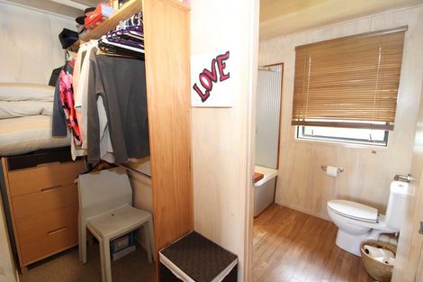 Photo of property in 112 Winslow Place, Matarangi, Whitianga, 3592