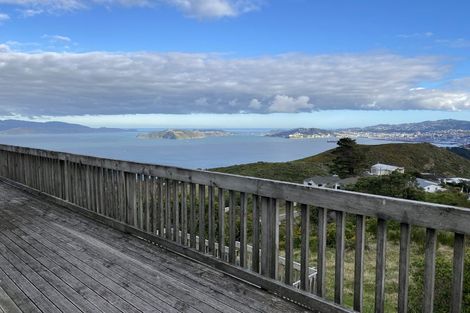 Photo of property in 49 Edgecombe Street, Newlands, Wellington, 6037