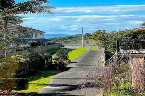 Photo of property in 2/27 Macleans Road, Bucklands Beach, Auckland, 2014