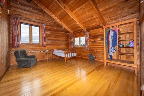 Photo of property in 240 Te Pahu Road, Te Pahu, 3285