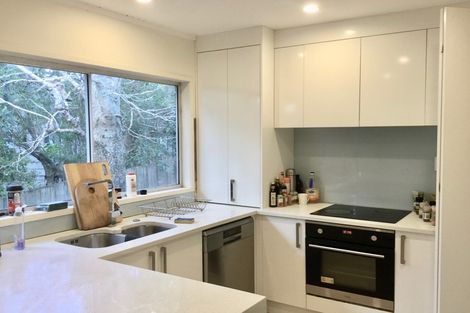 Photo of property in 19 Morriggia Place, Bayview, Auckland, 0629