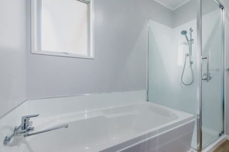 Photo of property in 71b Raumati Road, Raumati Beach, Paraparaumu, 5032