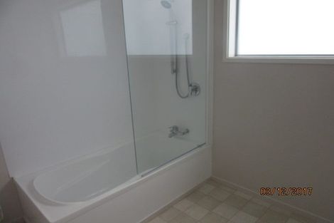 Photo of property in 55 Wyndham Road, Pinehaven, Upper Hutt, 5019