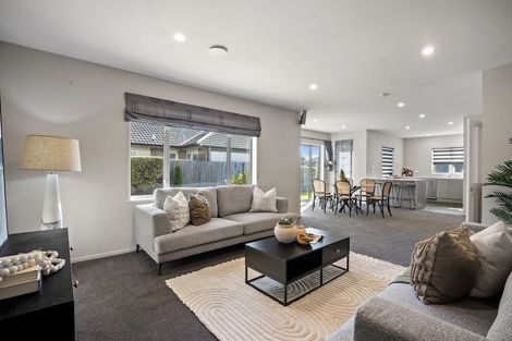 Photo of property in 10 Saint Peters Close, Woolston, Christchurch, 8062