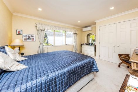 Photo of property in 2 Anaheim Boulevard, Shamrock Park, Auckland, 2016