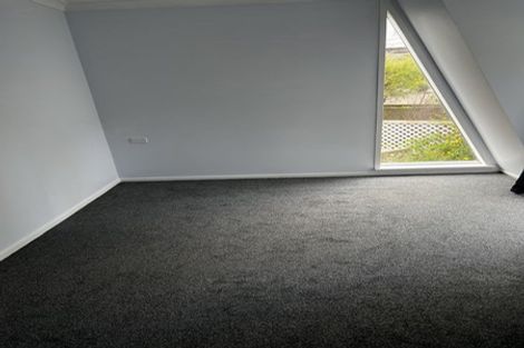 Photo of property in 3/49 Mandalay Terrace, Khandallah, Wellington, 6035