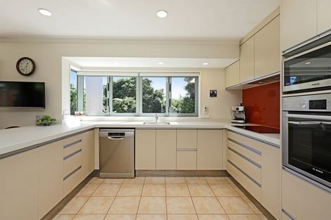 Photo of property in 28 Kensington Drive, Taradale, Napier, 4112