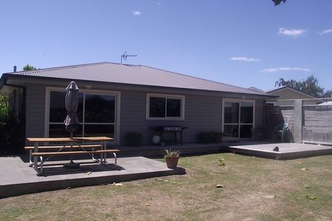 Photo of property in 31 Fisher Place, Carterton, 5713