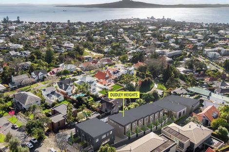 Photo of property in 3/30 Dudley Road, Mission Bay, Auckland, 1071