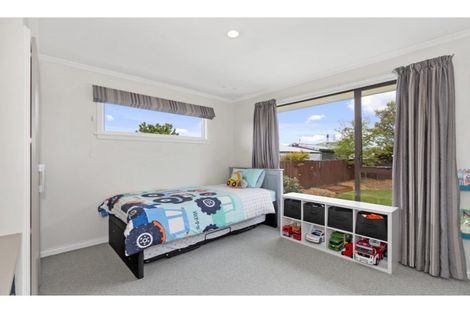 Photo of property in 47 Kathleen Crescent, Hornby, Christchurch, 8042