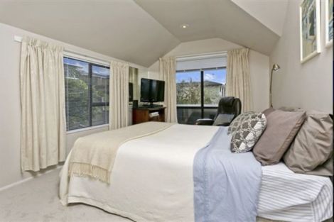 Photo of property in 3/21 Commodore Parry Road, Castor Bay, Auckland, 0620