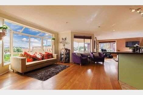 Photo of property in 31 Roy Maloney Drive, Henderson, Auckland, 0612