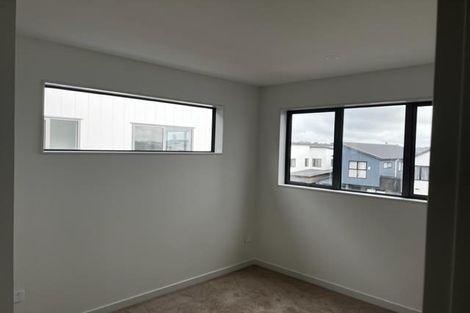 Photo of property in 35 Clara Road, Silverdale, 0932