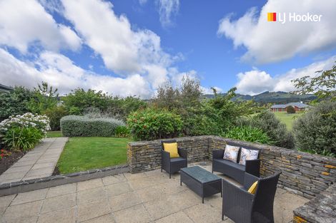 Photo of property in 18 Sunninghurst Drive, Fairfield, Dunedin, 9018