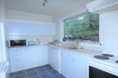 Photo of property in 1/10 Downing Street, Crofton Downs, Wellington, 6035