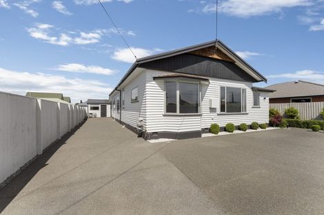 Photo of property in 16 Brynley Street, Hornby, Christchurch, 8042
