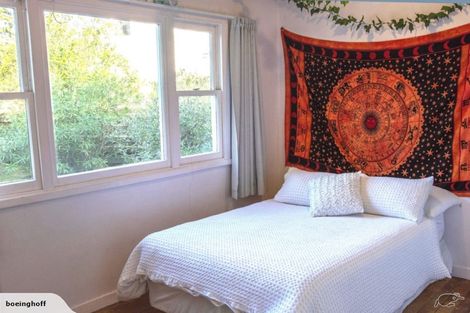 Photo of property in 6 Willowbrook Place, Titirangi, Auckland, 0604